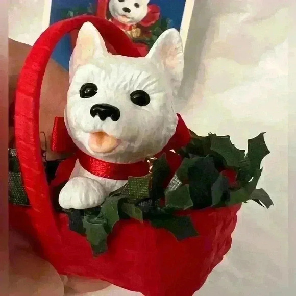 Hallmark Keepsake 2005 Puppy Love 15th In Series Christmas Ornament- NEW - Picture 2 of 10